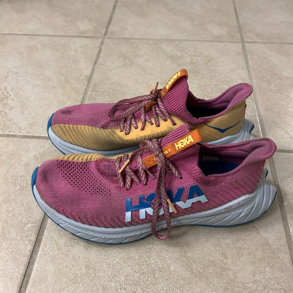 Hoka Carbon X